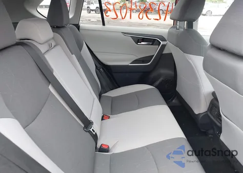 2019 Toyota Rav4 Xle из США, поврежденный, VIN 2T3P1RFV4KW038011